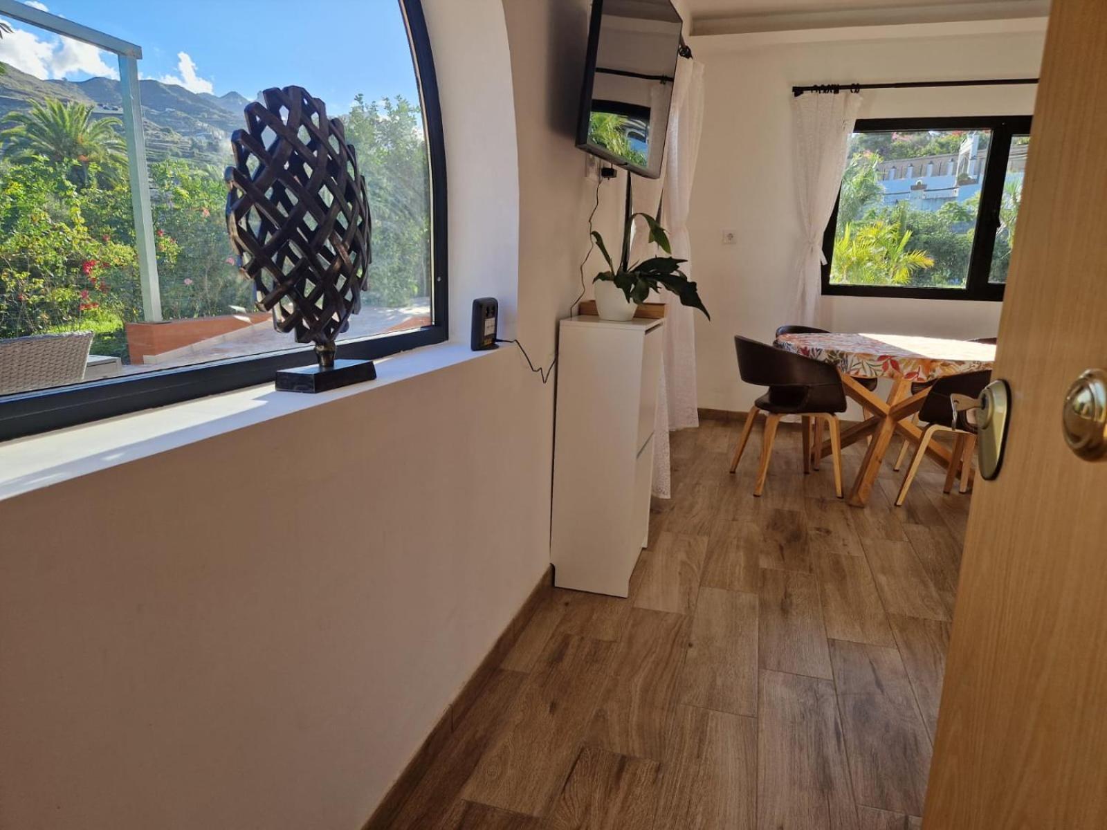 Casa Con Piscina, High-speed Wi-fi Y Vistas * Santa Brigida (Gran Canaria)
